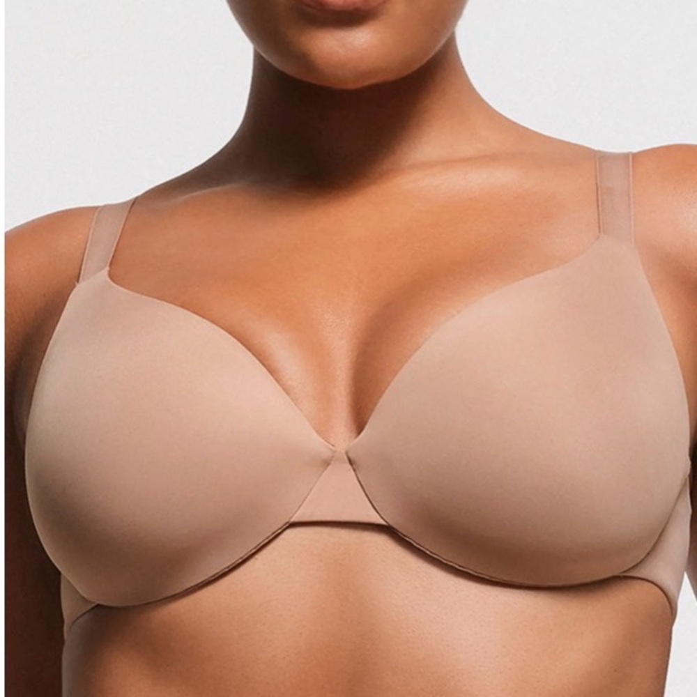 SKIMS NWT {$56} 32D Full Coverage Underwire Bra